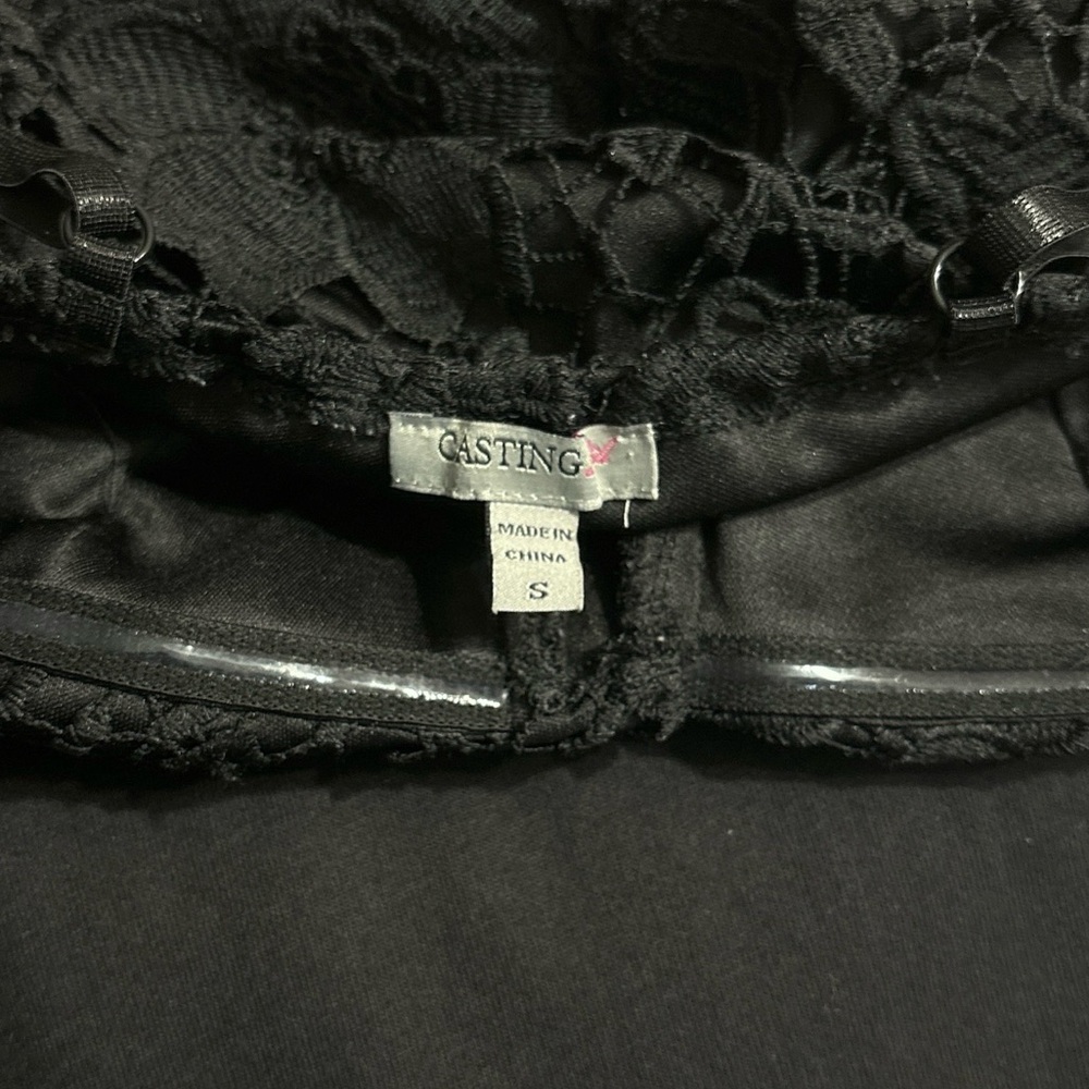 CASTING LA Black Lace Bustier Crop Top Cami - Picture 6 of 9